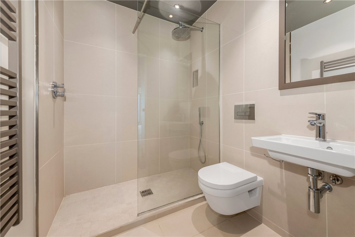 2 bedroom Flat, The Stonebow, York, YO1 - Available, Image 5