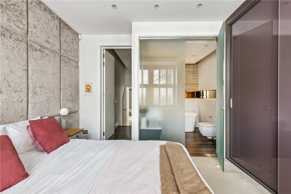 2 bedroom Flat, Gowan Avenue, London, SW6 - Available, Image 12