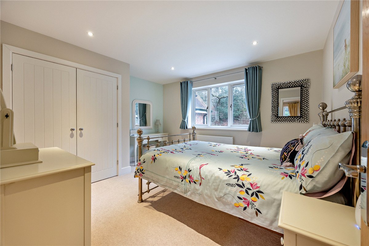 5 bedroom House, Thornford Road, Crookham Common, RG19 - Sold STC, Image 13