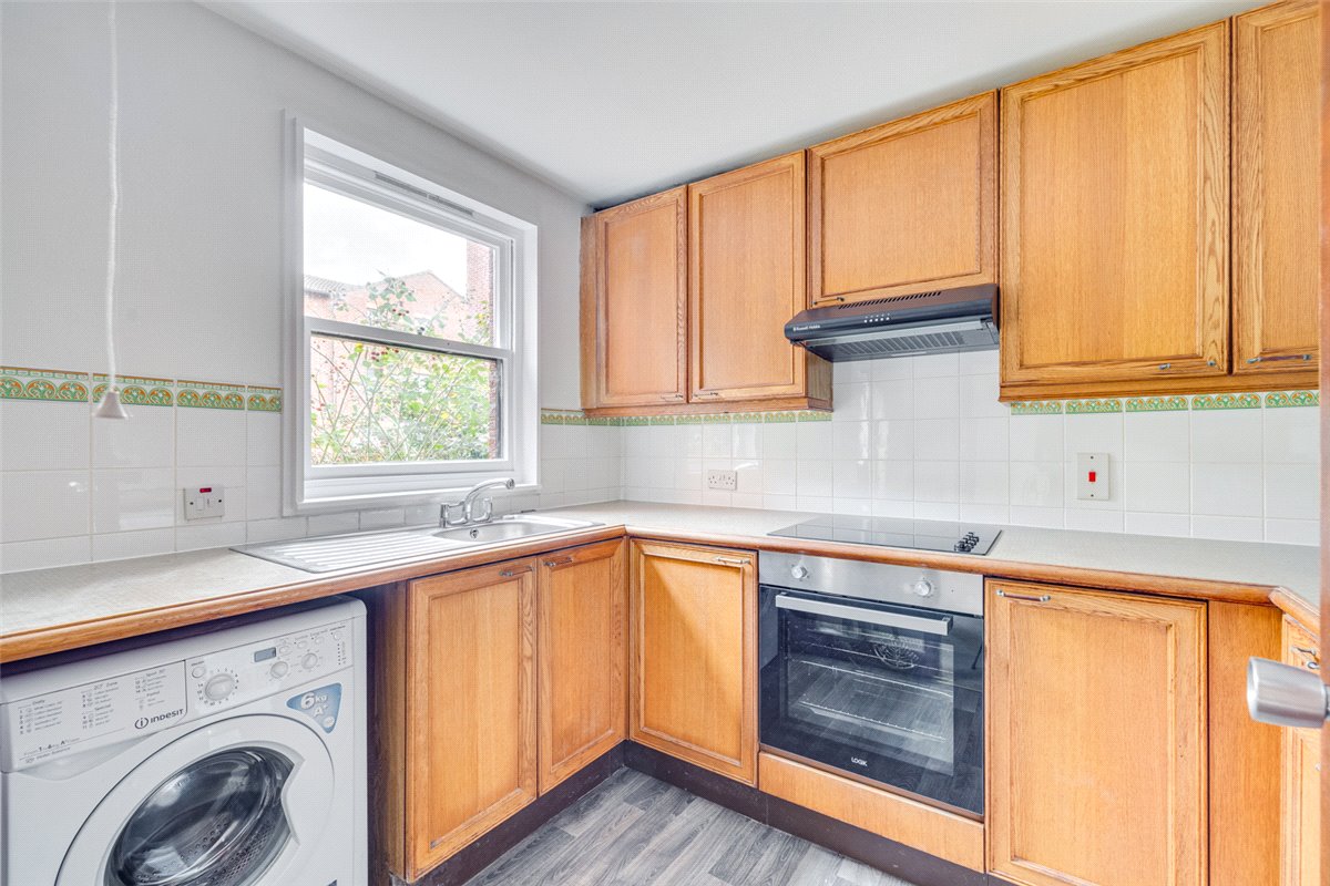 1 bedroom Flat, Mayfield Road, London, W12 - Let Agreed, Image 3