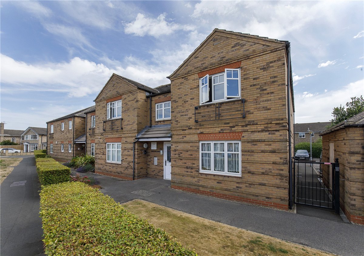 2 bedroom Flat, Oak Tree Court, Haxby, YO32 - Available, Image 6