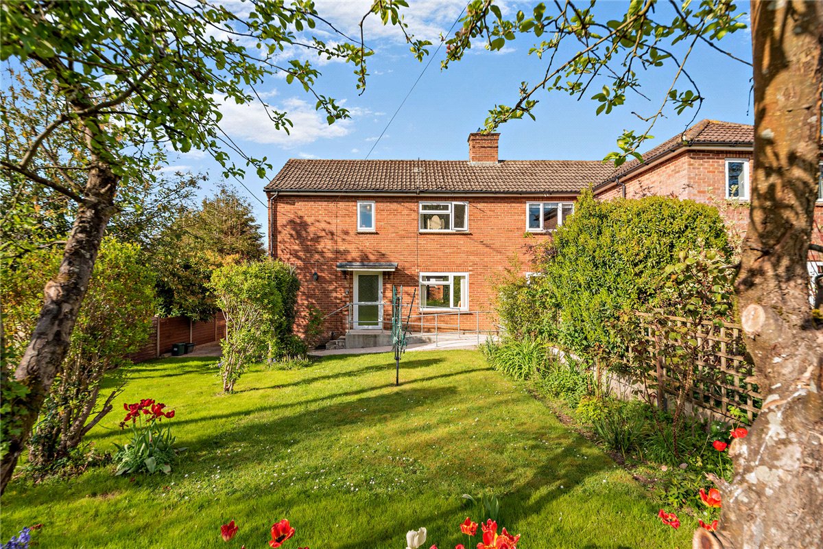 3 bedroom House, Pennys Hatch, Kingsclere, RG20 - Sold STC