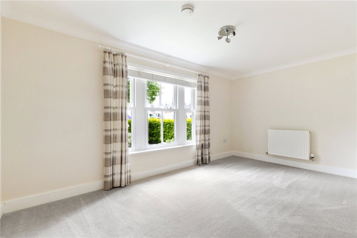 1 bedroom Flat, New Street, Cambridge, CB1 - Sold, Image 4