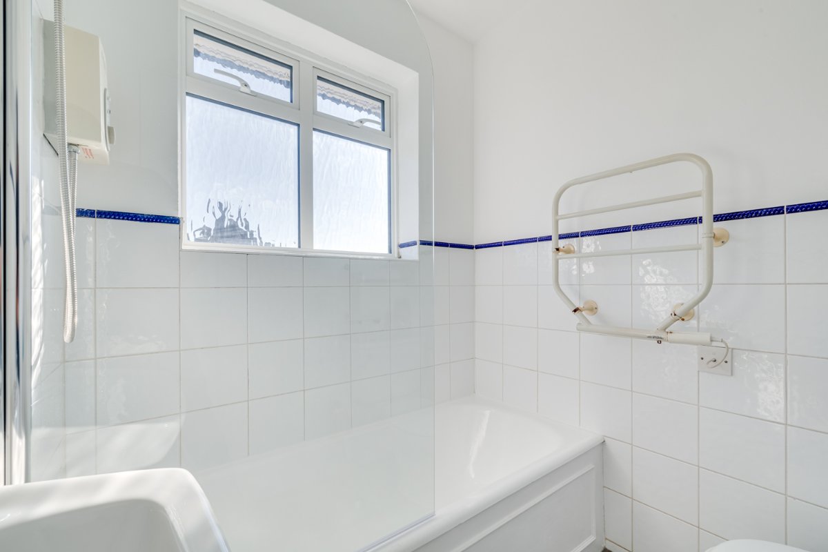 1 bedroom Residential, St. Leonards Road, London, SW14 - , Image 1