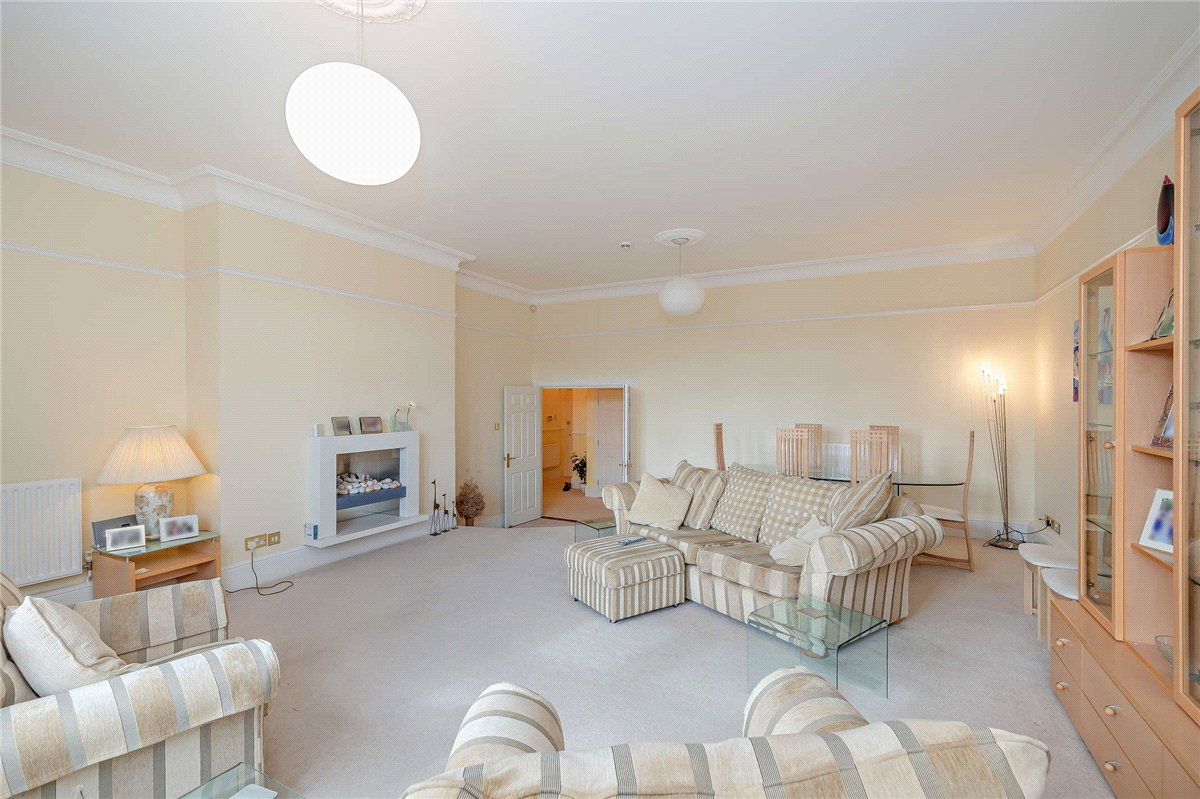 3 bedroom Flat, Apartment 12, Ellis House, Ellis Court, HG1 - Available, Image 4