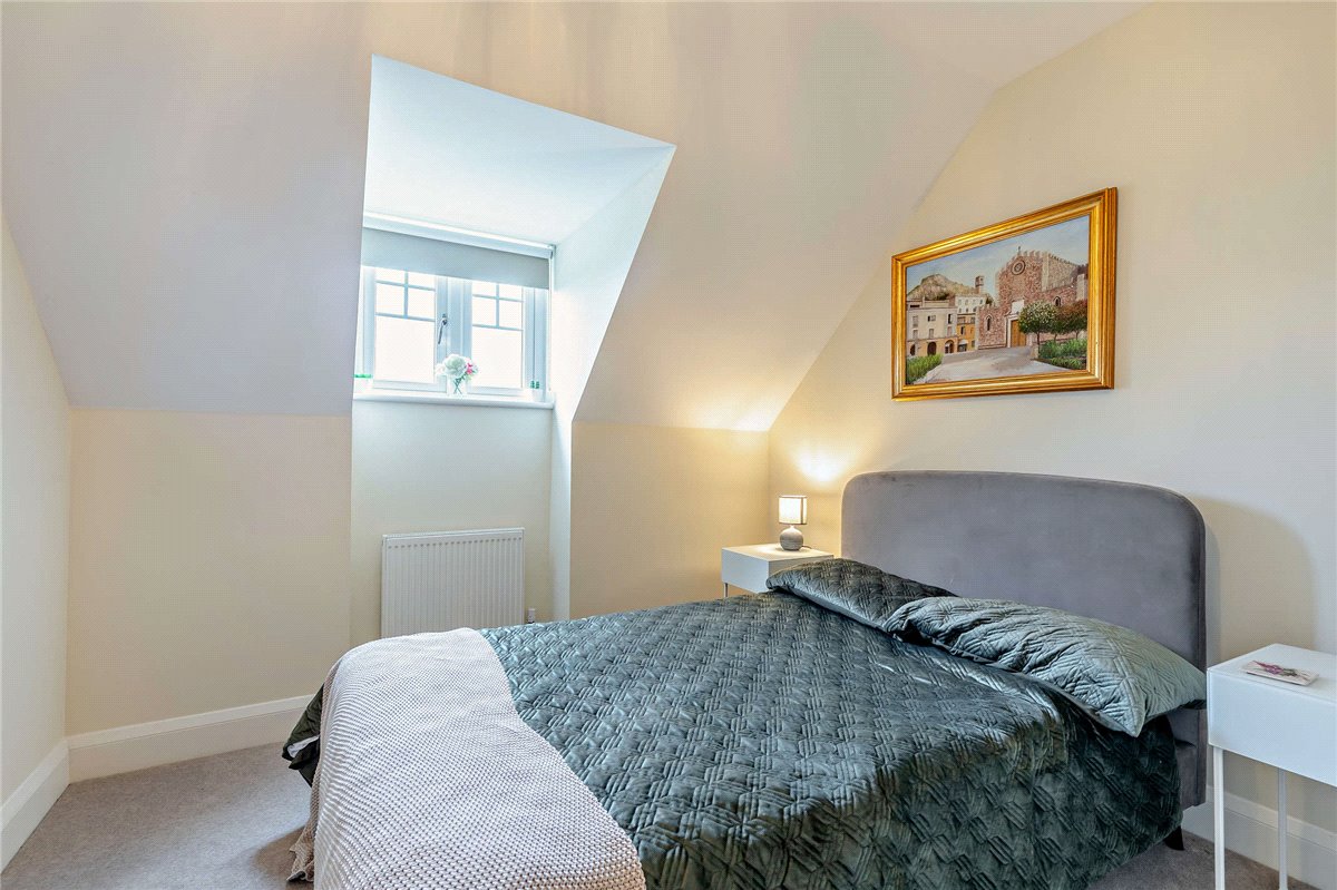 5 bedroom House, The Dolmans, Shaw, RG14 - Sold STC, Image 3