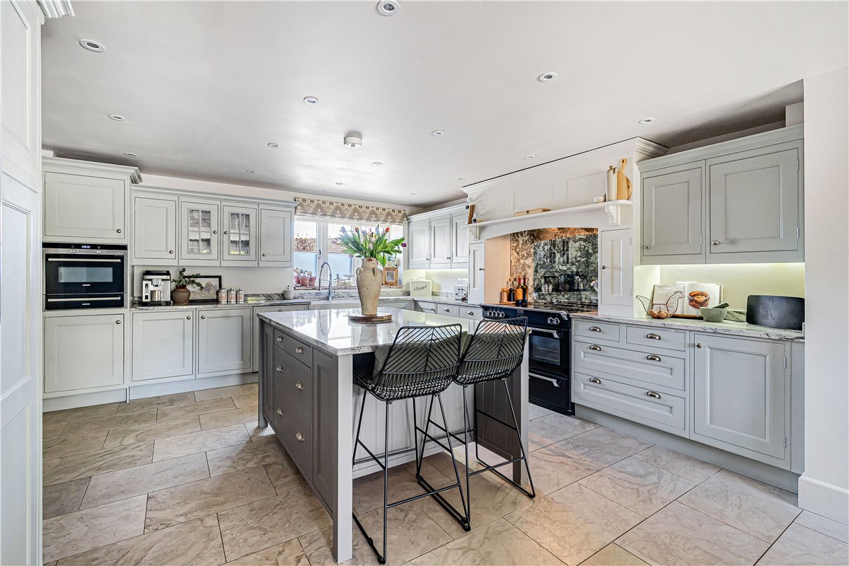 5 bedroom Barn Conversion, Pearce Courtyard, Oakley, HP18 - Available, Image 6