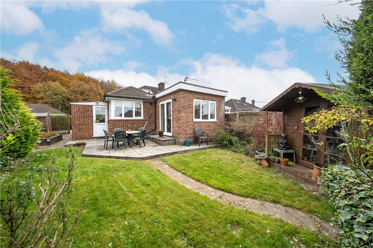 3 bedroom Bungalow, Rogers Road, Bishopstoke, SO50 - Sold