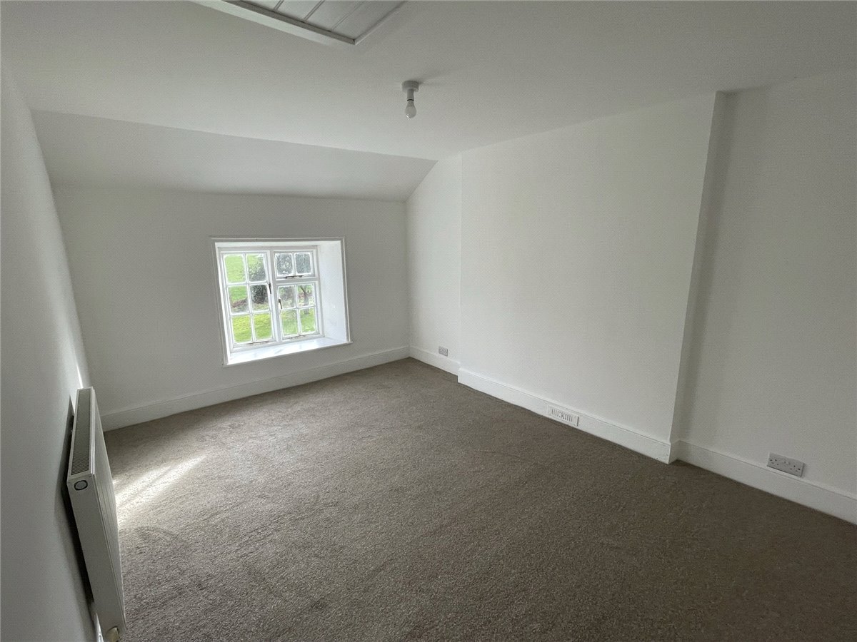 3 bedroom House, Wrench Green, Hackness, YO13 - Let Agreed, Image 5