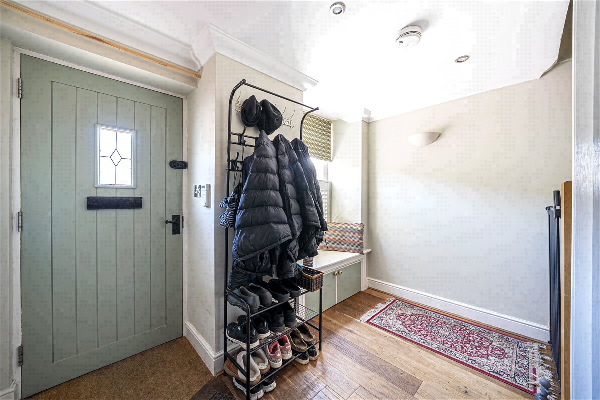 5 bedroom House, West Street, Hambledon, PO7 - Available, Image 1