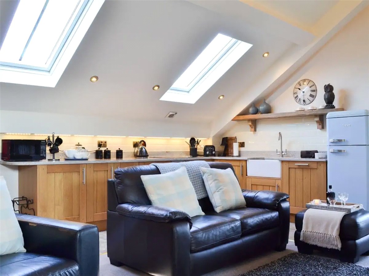 3 bedroom Barn Conversion, Holtby Lane, Holtby, YO19 - Let Agreed, Image 9