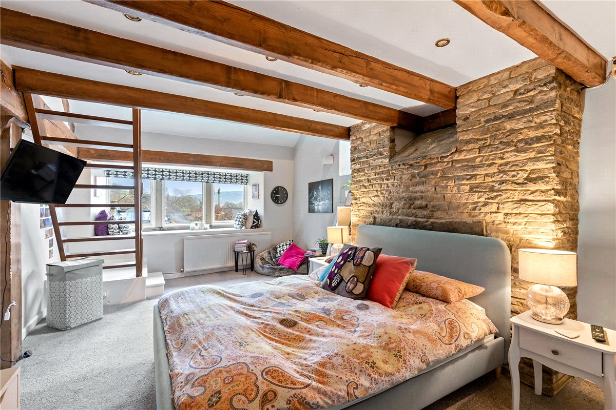 5 bedroom House, West Lane, Bradley, BD20 - Available, Image 4