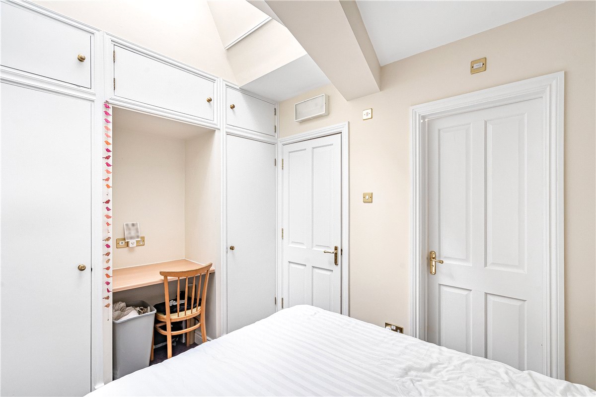 1 bedroom Flat, Walton Street, Oxford, OX2 - , Image 7