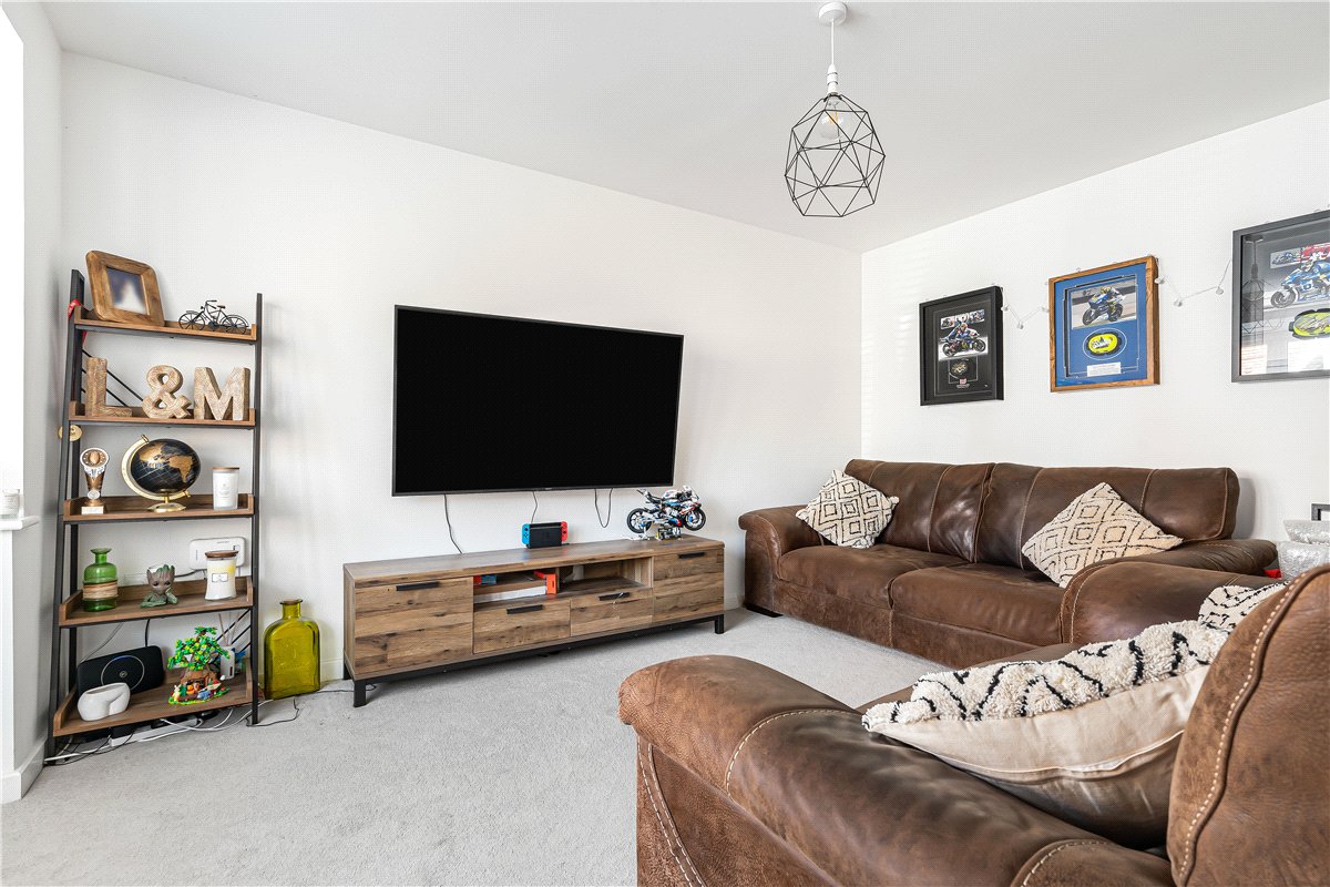 3 bedroom House, Dexter Gardens, Kingston Bagpuize, OX13 - Available, Image 2