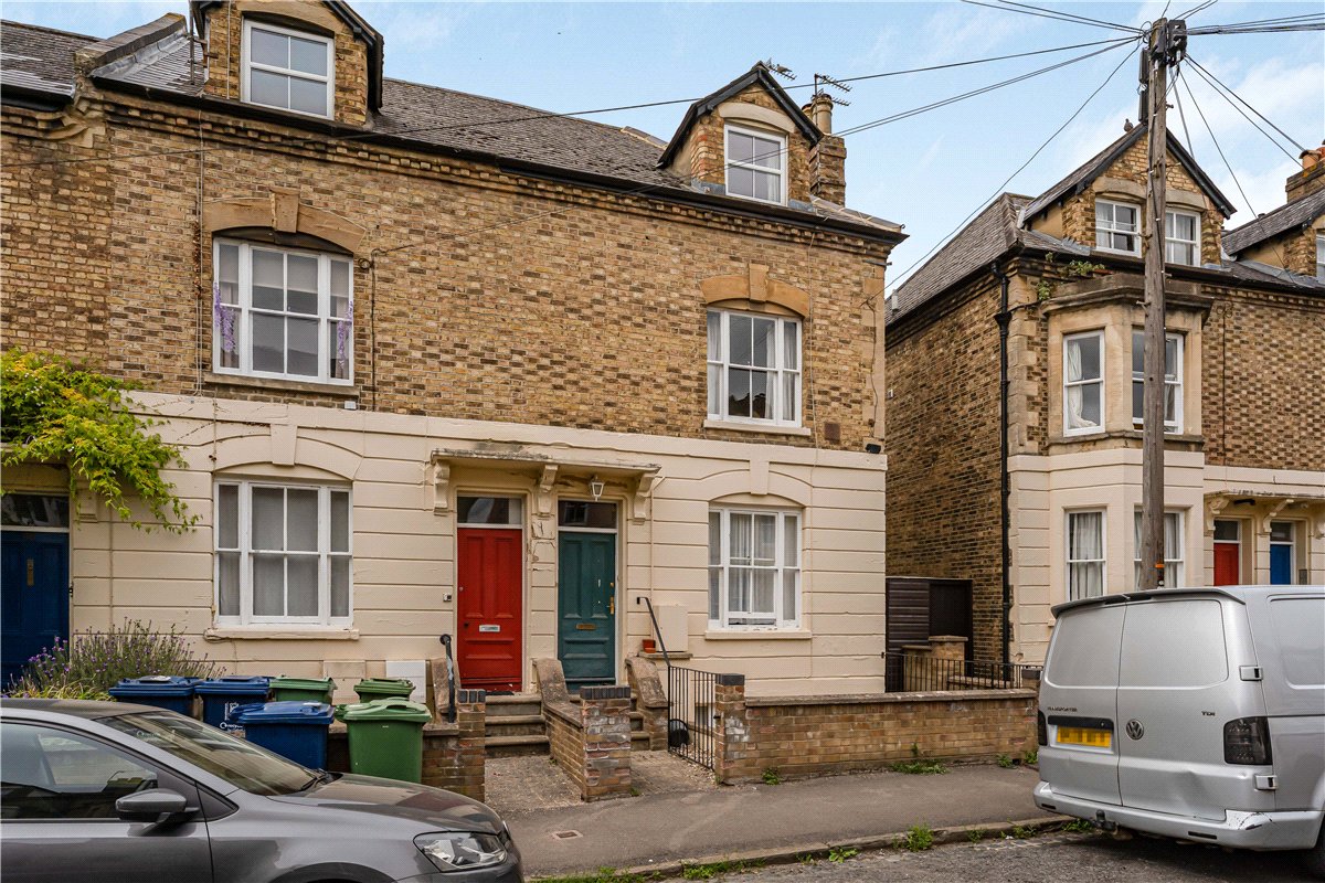 2 bedroom Maisonette, Walton Crescent, Oxford, OX1 - Let Agreed, Image 2