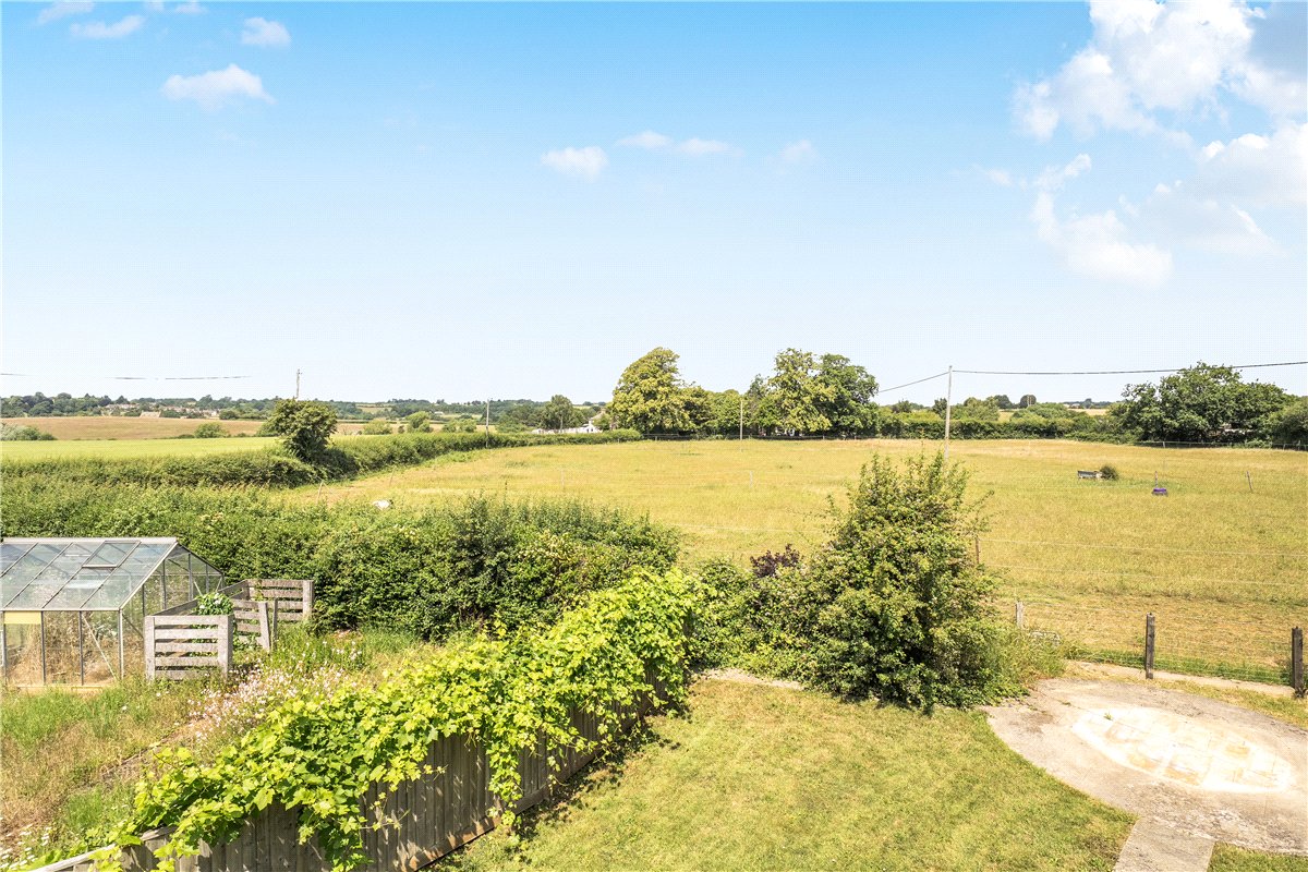 4 bedroom House, Fisher's Brook, Calne, SN11 - Let Agreed, Image 10