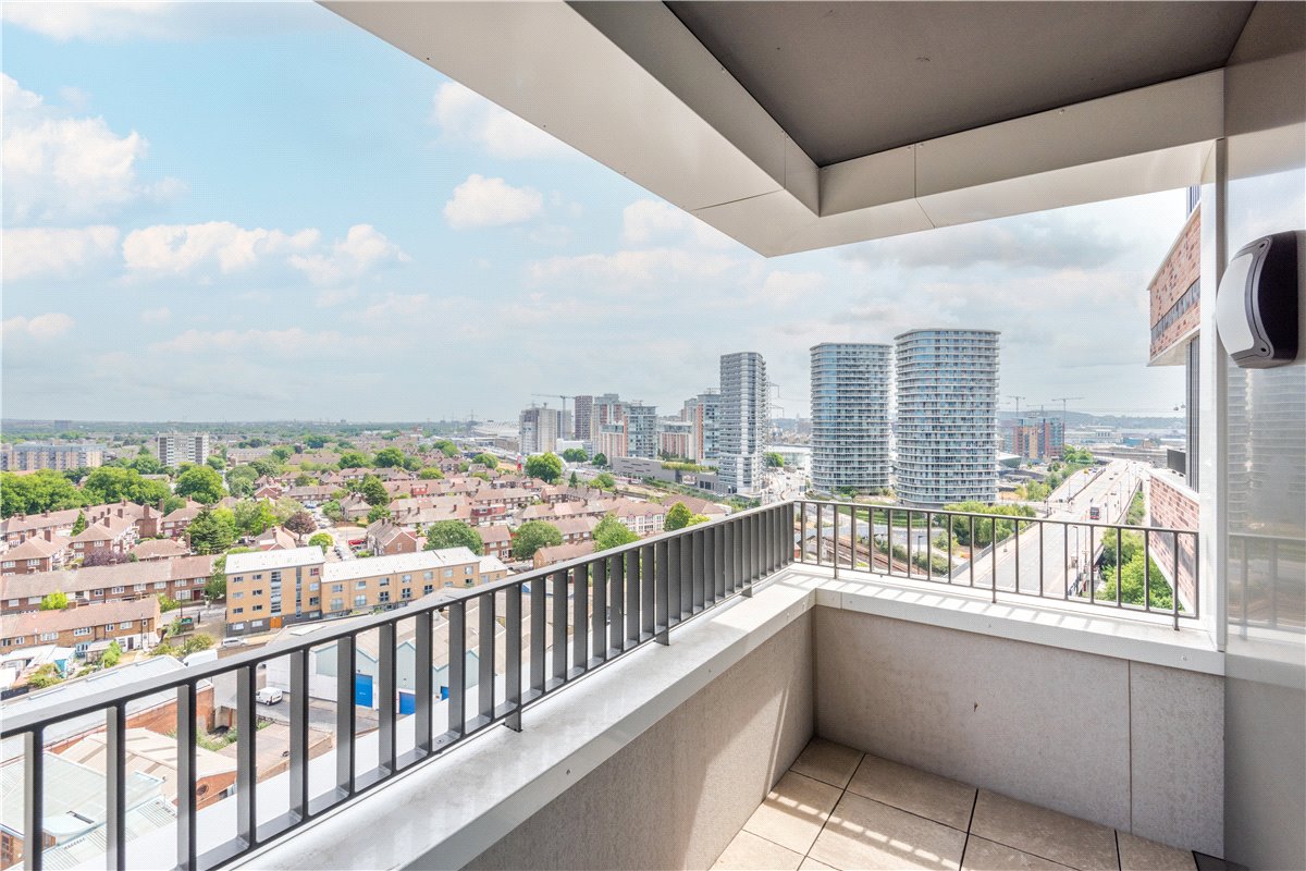 1 bedroom Flat, Heartwell Avenue, London, E16 - , Image 5