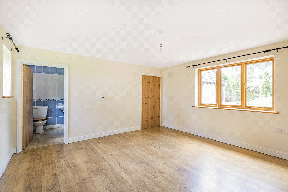 5 bedroom House, Salmon Lane, Kirkby-in-Ashfield, NG17 - Available, Image 8