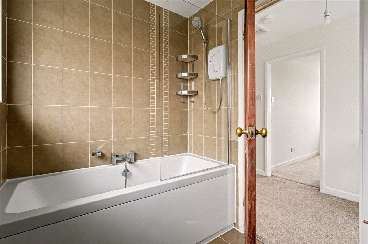 3 bedroom House, Hodgetts Lane, Burton Green, CV8 - Available, Image 6