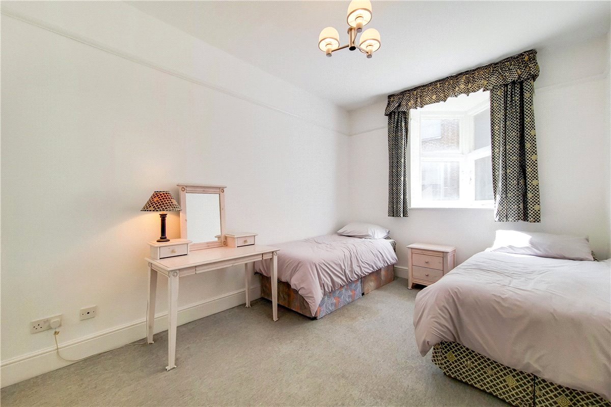 2 bedroom House, Wimpole Mews, Marylebone, W1G - Available, Image 4