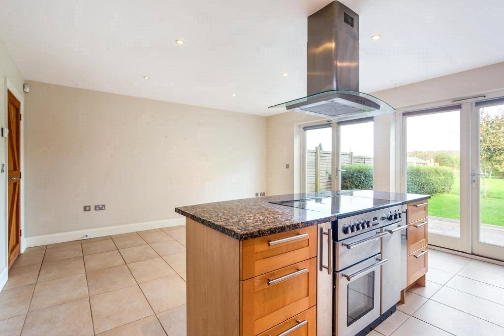 3 bedroom House, Pewsey Road, Rushall, SN9 - , Image 7