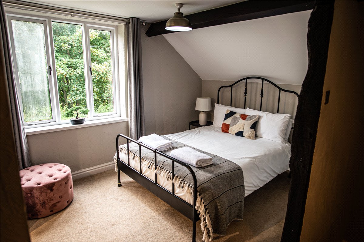 3 bedroom Cottage, Abbey Road, Llangollen, LL20 - Available, Image 21