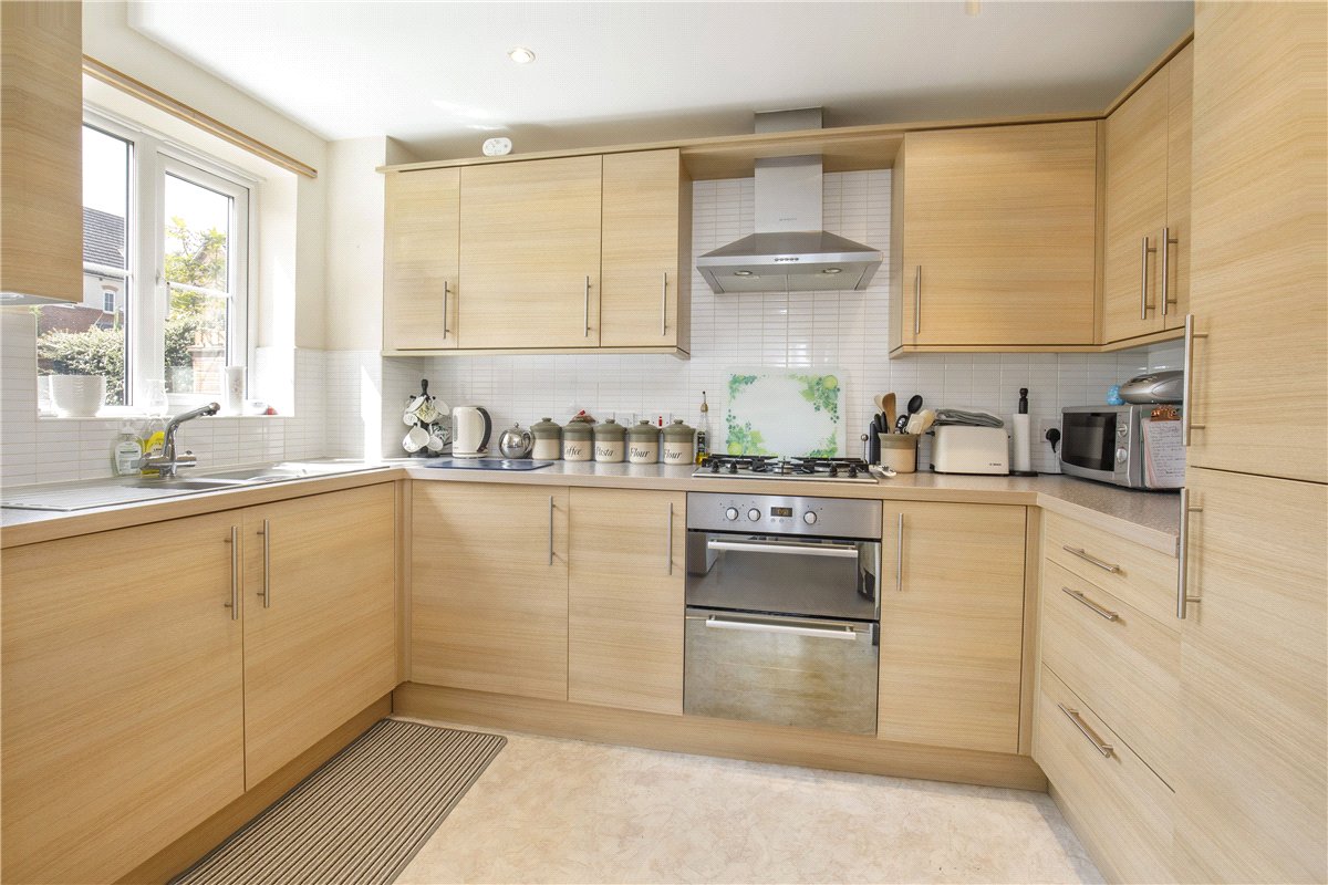 2 bedroom Flat, Blackthorn Drive, Huddersfield, HD3 - Let Agreed, Image 1