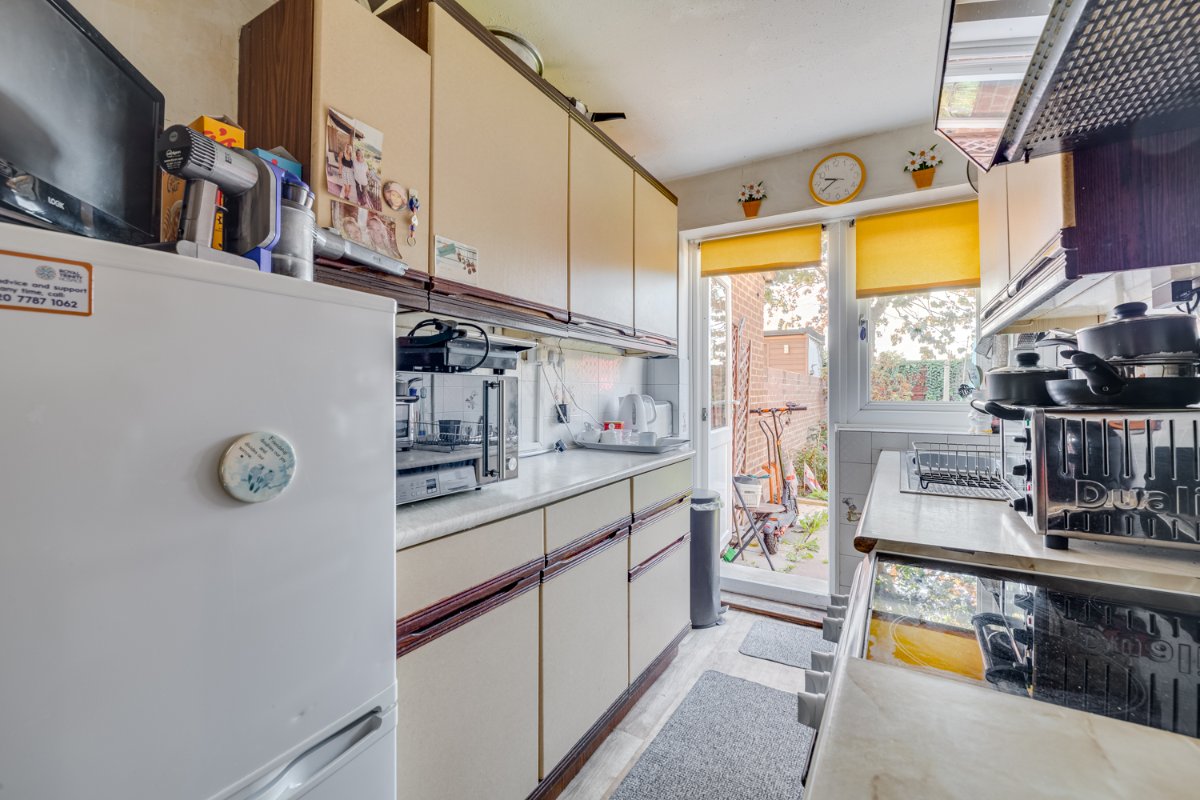 2 bedroom House, Barnes Avenue, London, SW13 - Sold STC, Image 13