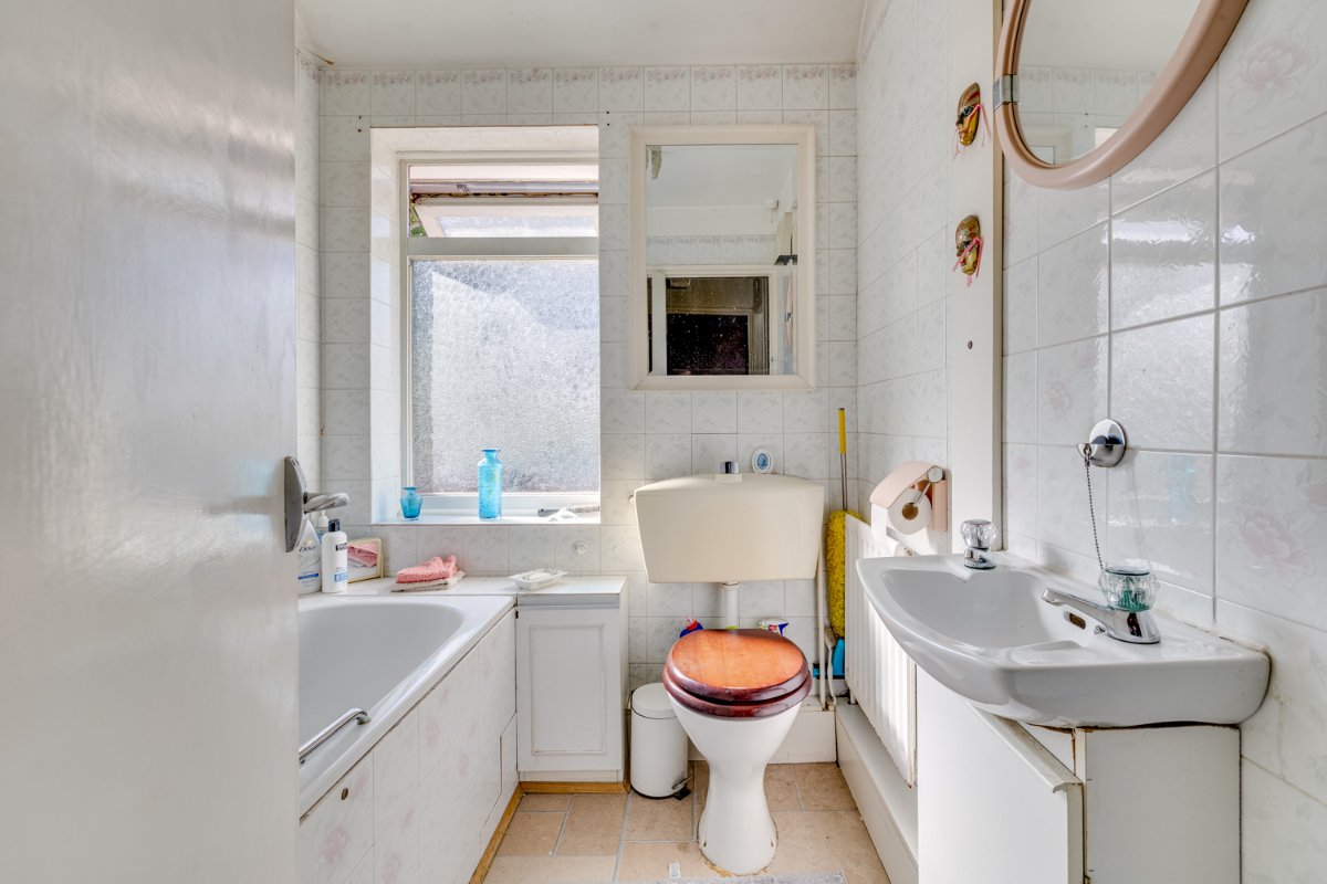 2 bedroom House, Barnes Avenue, London, SW13 - Sold STC, Image 13