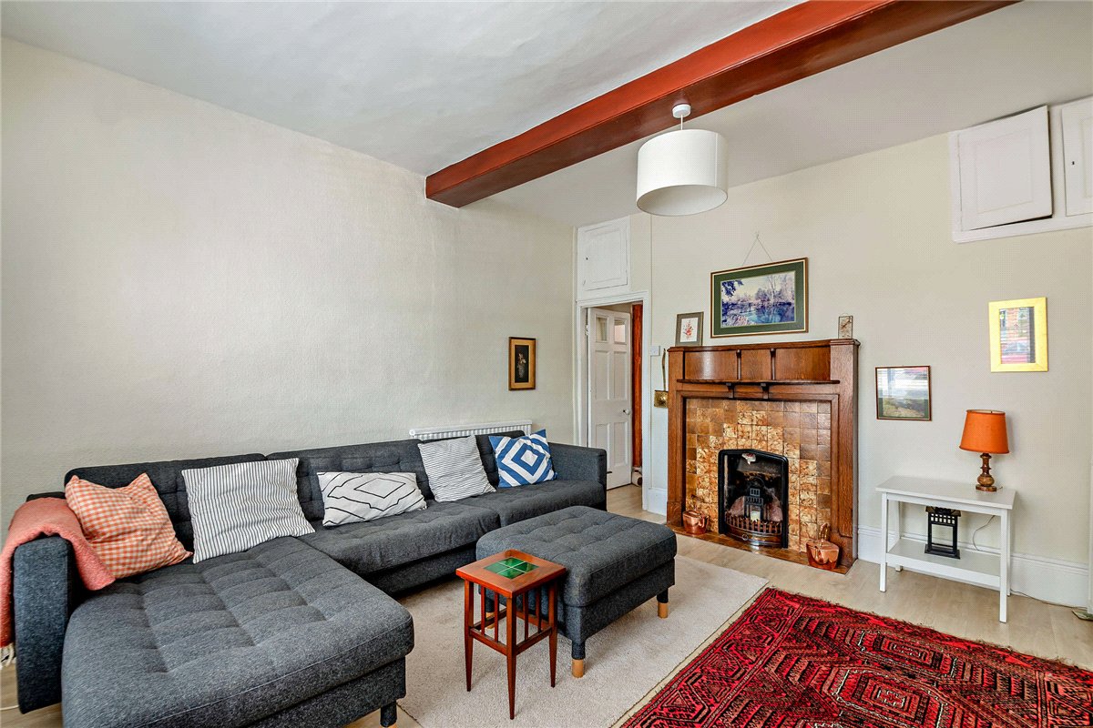 5 bedroom House, High Street, Hungerford, RG17 - Available, Image 2