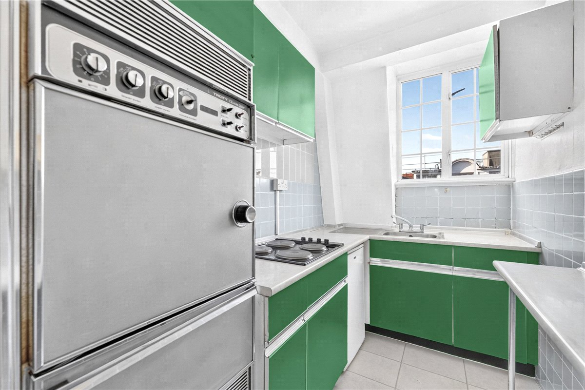 1 bedroom Flat, Chelsea Manor Street, Chelsea, SW3 - Available, Image 2