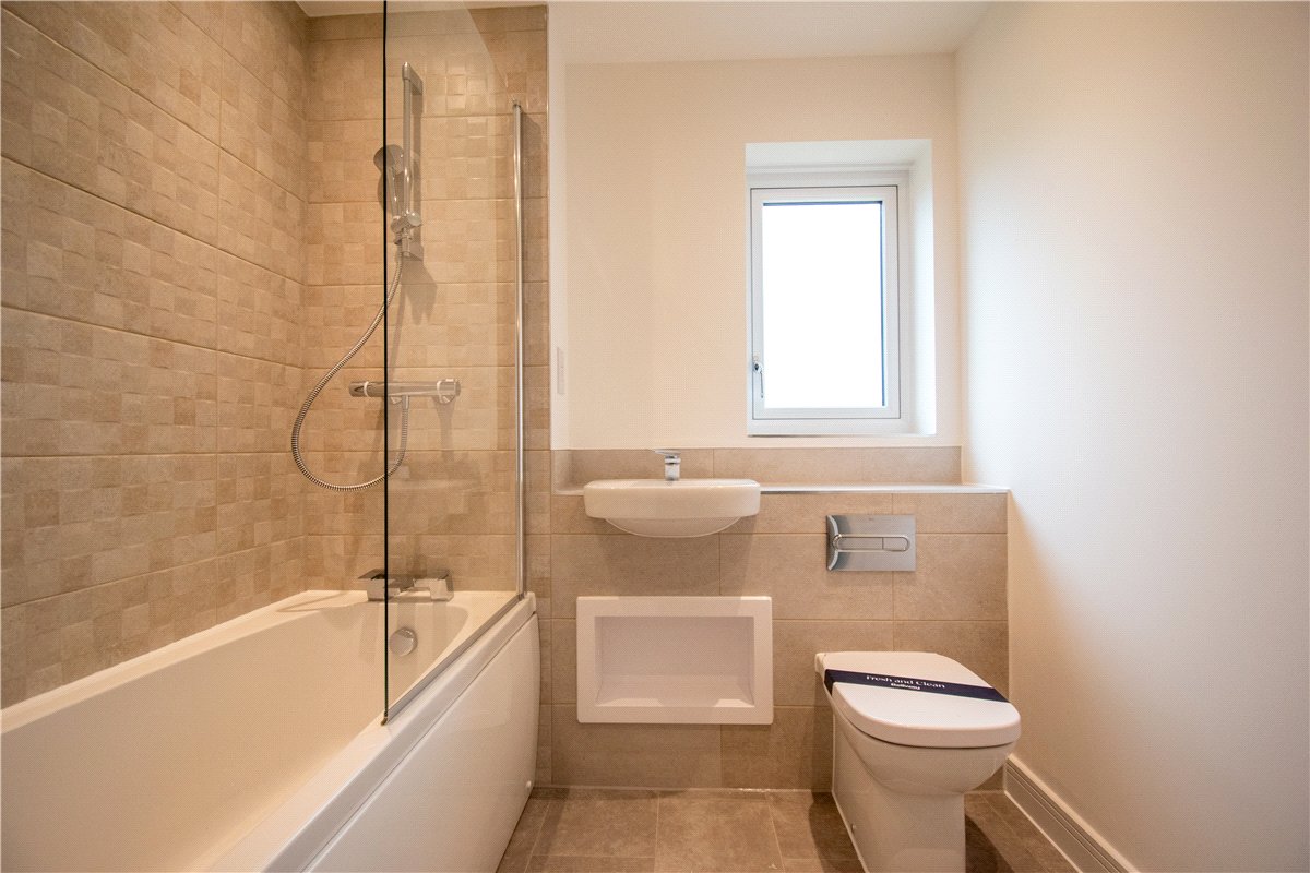 4 bedroom House, Saffron Way, Cambridge, CB1 - Available, Image 4