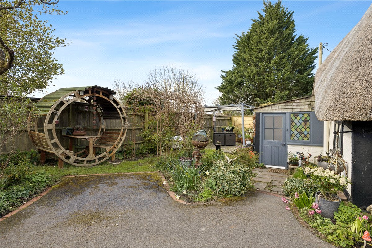 3 bedroom House, High Street, Burbage, SN8 - Sold STC, Image 32