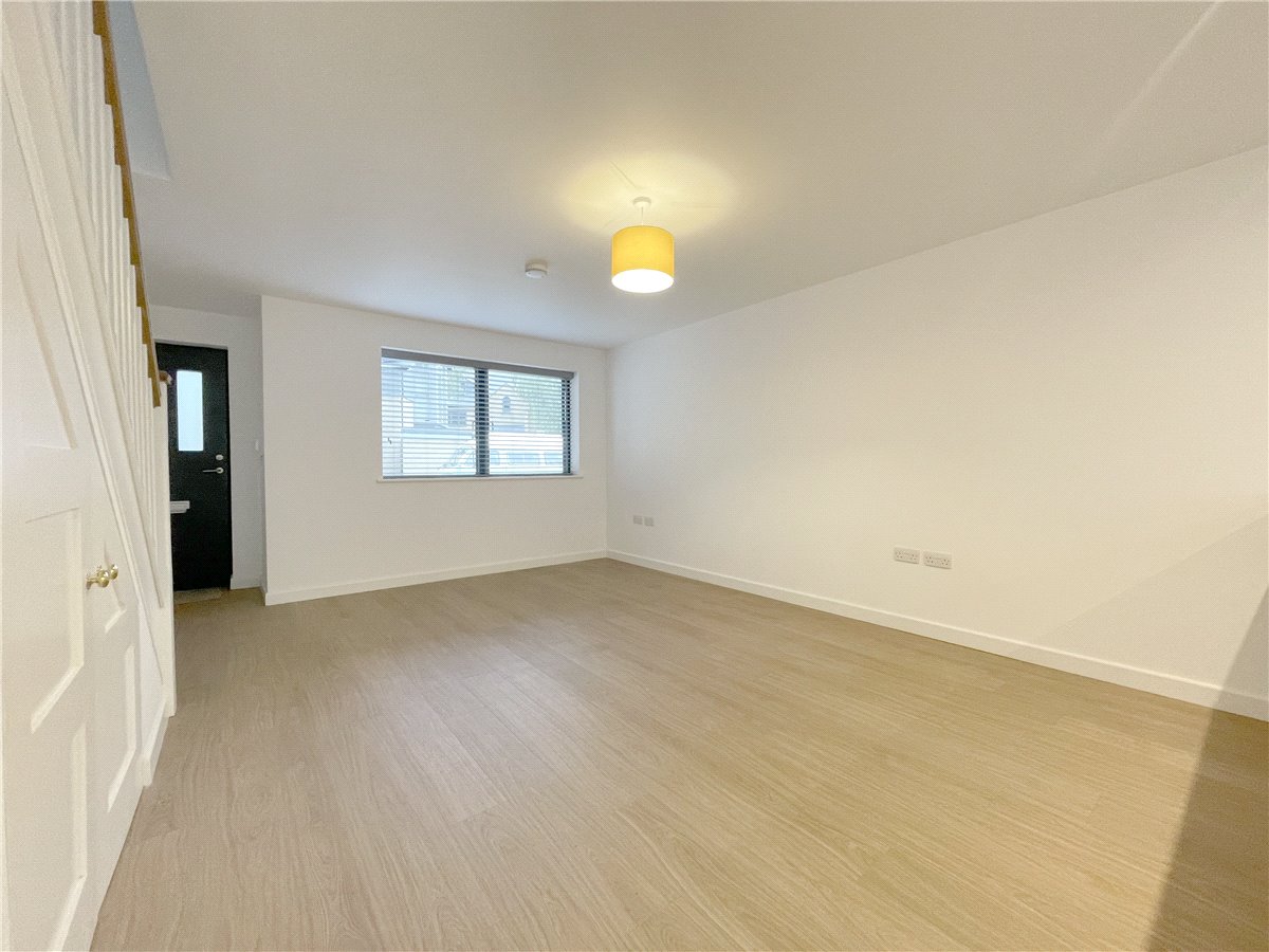 2 bedroom House, North Street, Cambridge, CB4 - , Image 5