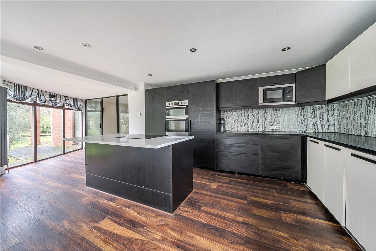 4 bedroom House, Old Mains Lane, Poulton-le-Fylde, FY6 - Available, Image 8