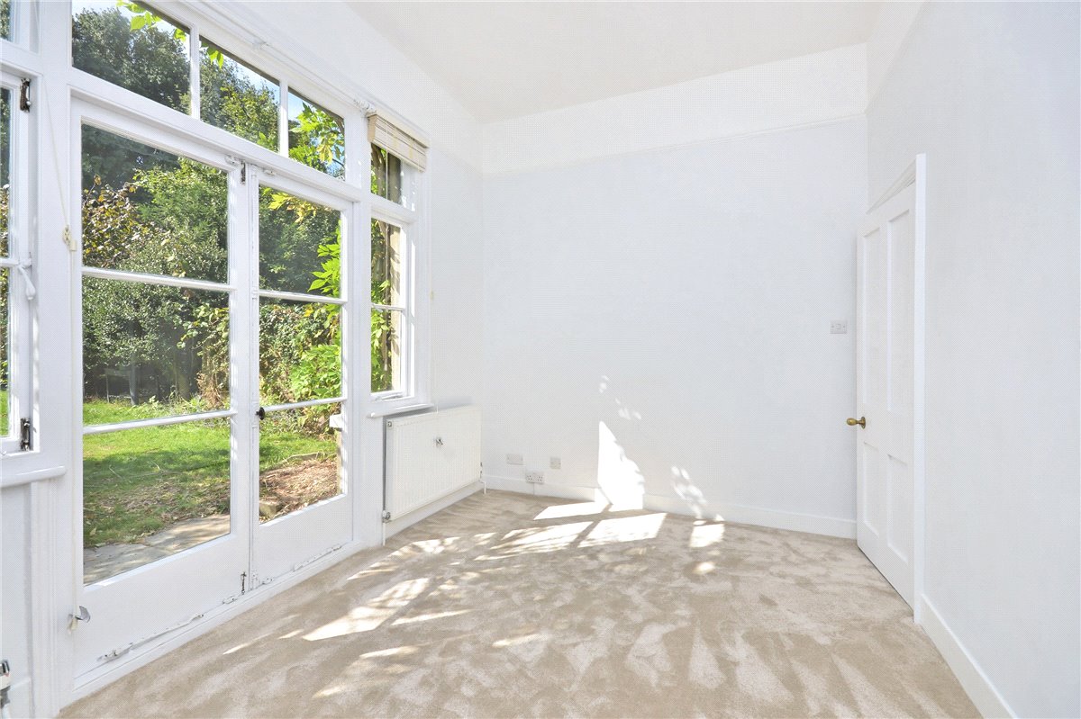 2 bedroom Flat, Kew Green, Richmond, TW9 - Let Agreed, Image 8