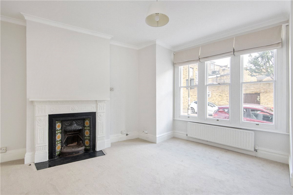 2 bedroom Maisonette, Beira Street, Balham/Clapham South, SW12 - Sold
