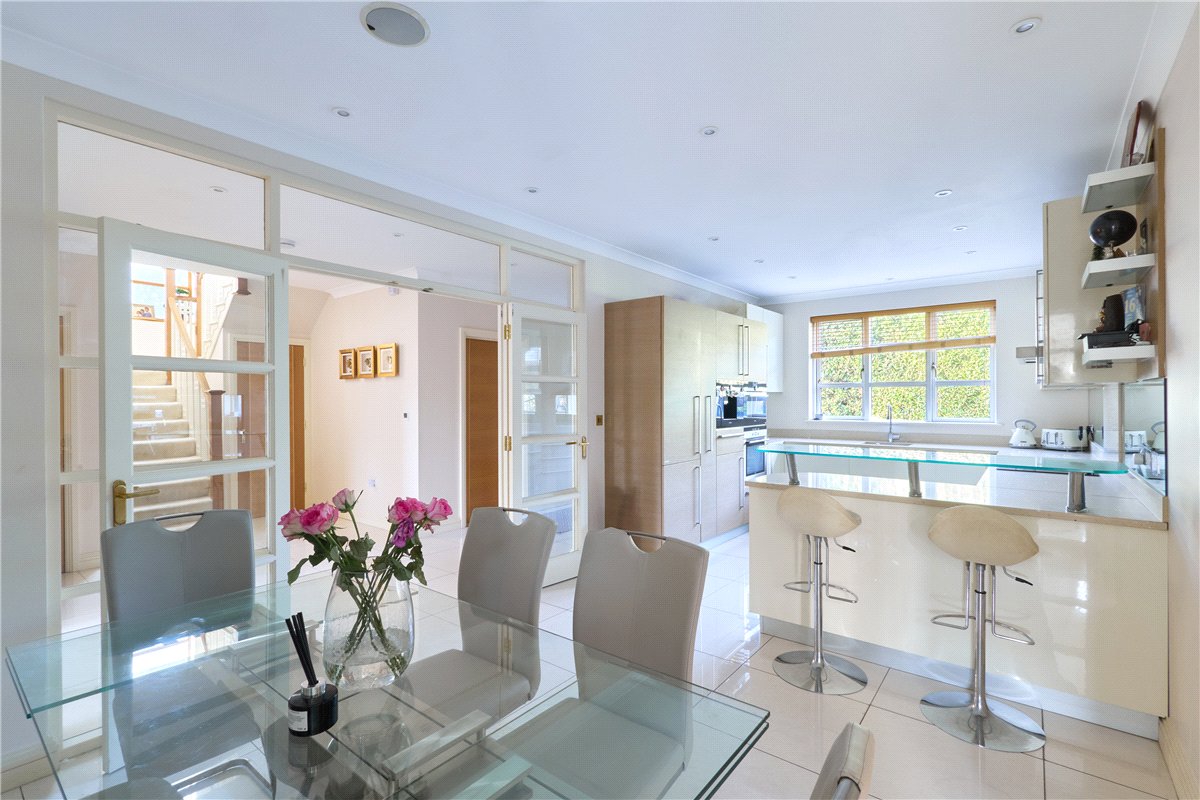 4 bedroom House, Mill Reef, Newmarket, CB8 - Available, Image 15