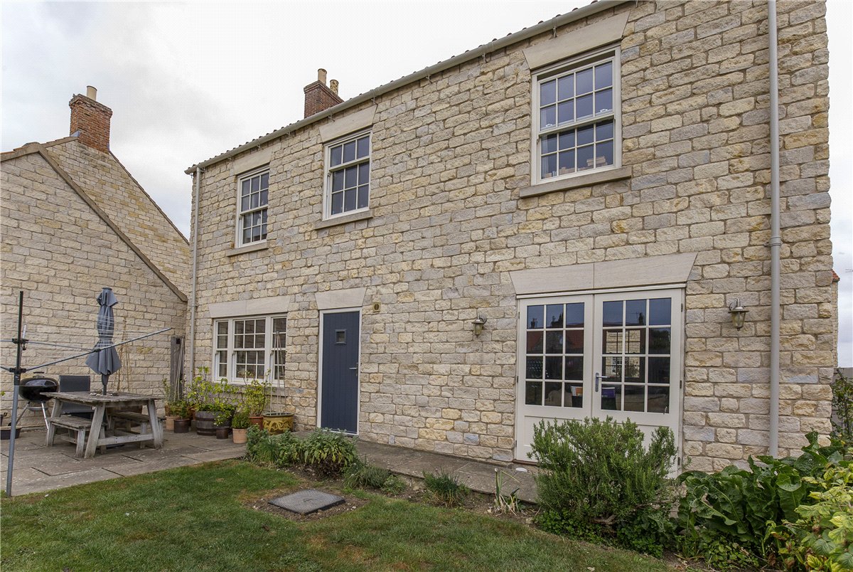 4 bedroom House, Pasture Lane, Hovingham, YO62 - , Image 2
