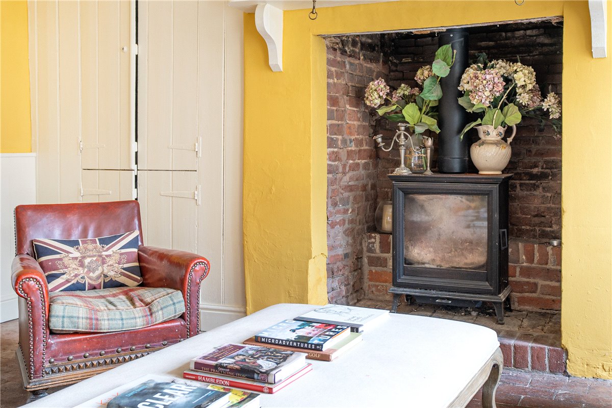 5 bedroom House, East Street, Hambledon, PO7 - Sold STC, Image 4