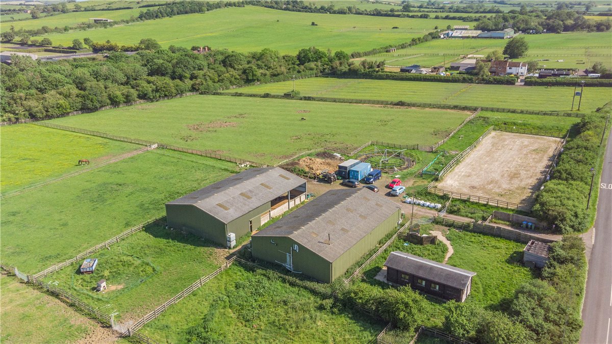 22.35  Land, Hogshaw, Buckingham, MK18 - Available, Image 10