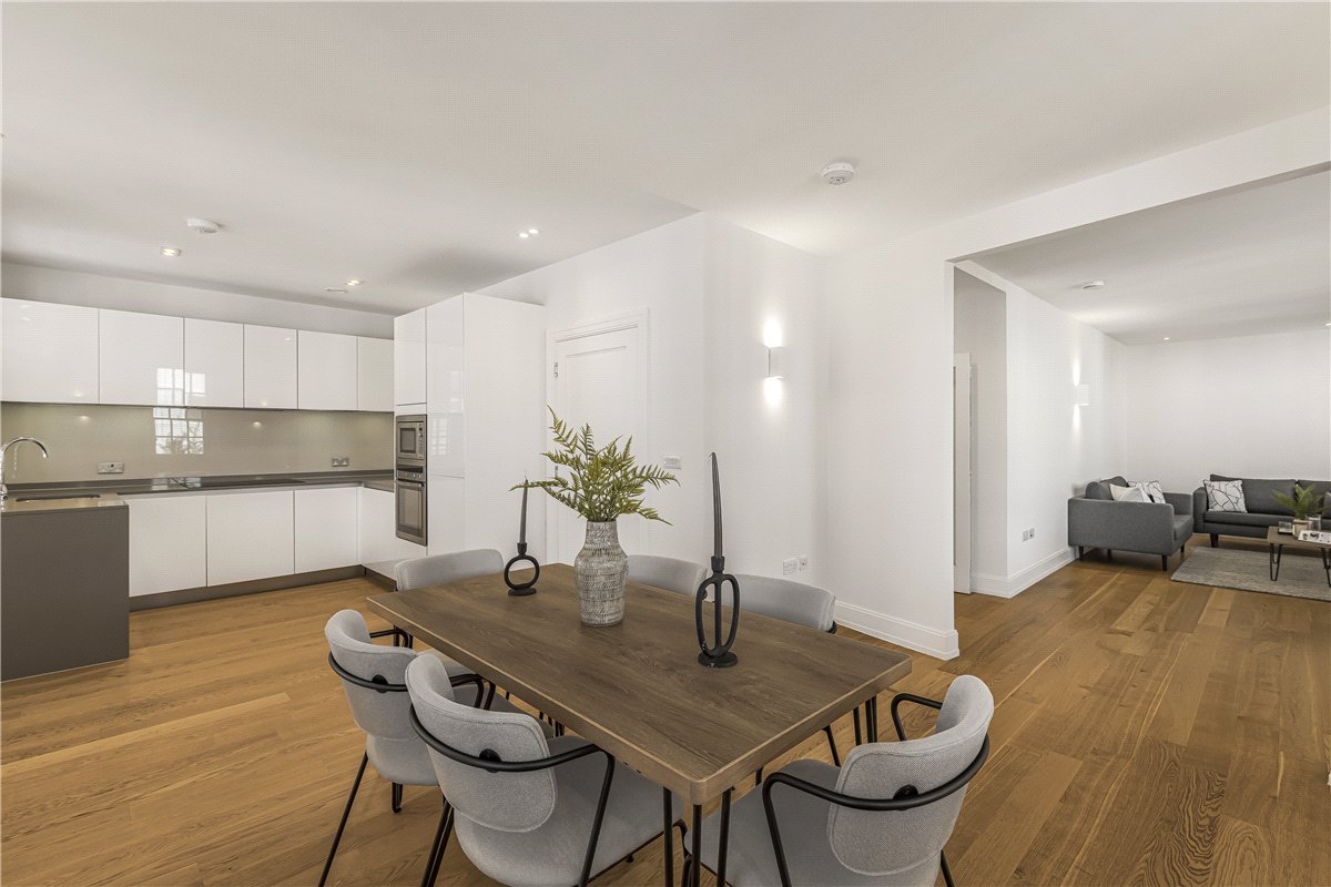 3 bedroom Maisonette, Devonshire Street, Marylebone, W1G - Available, Image 23