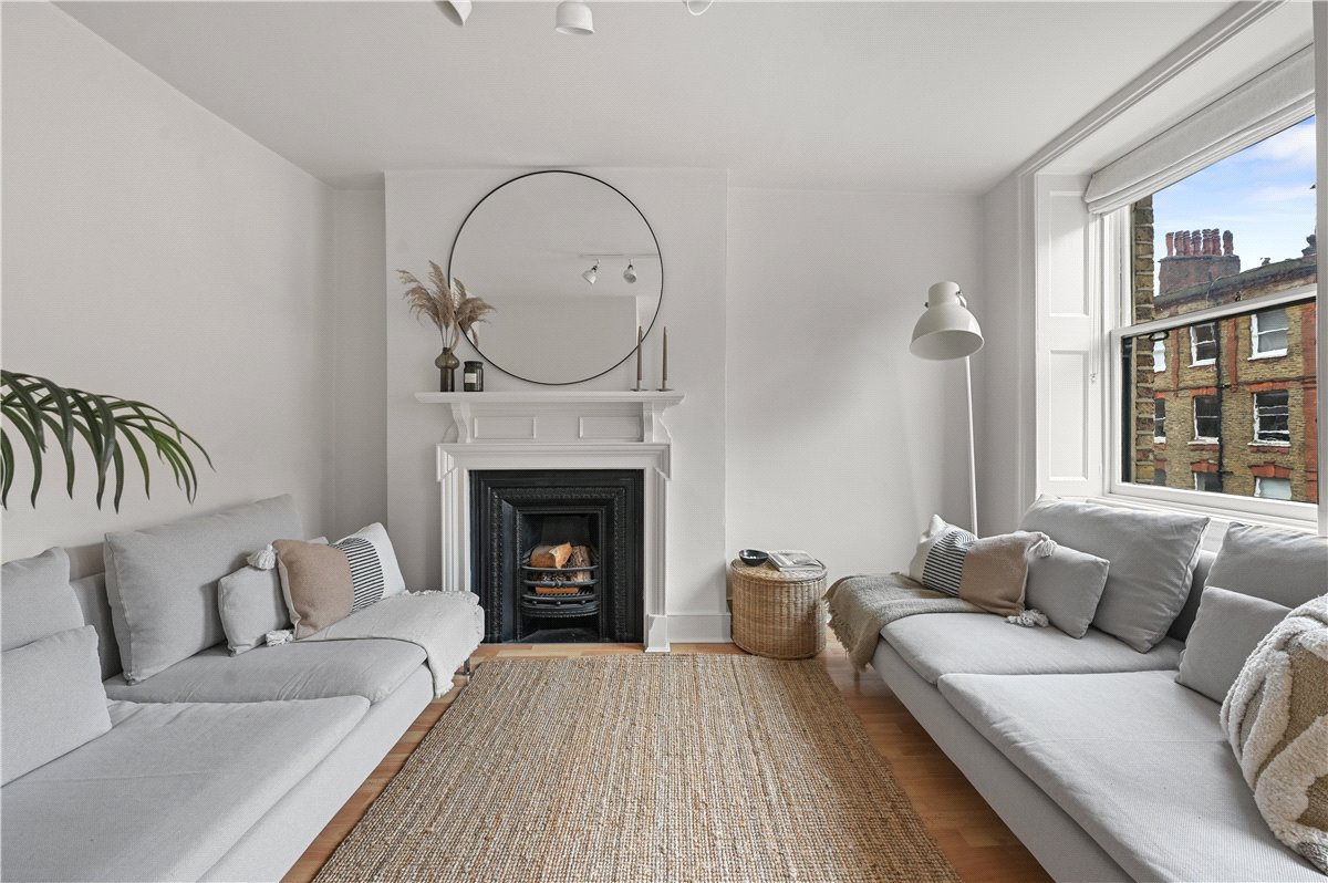 2 bedroom Flat, Nottingham Place, Marylebone, W1U - Available, Image 9