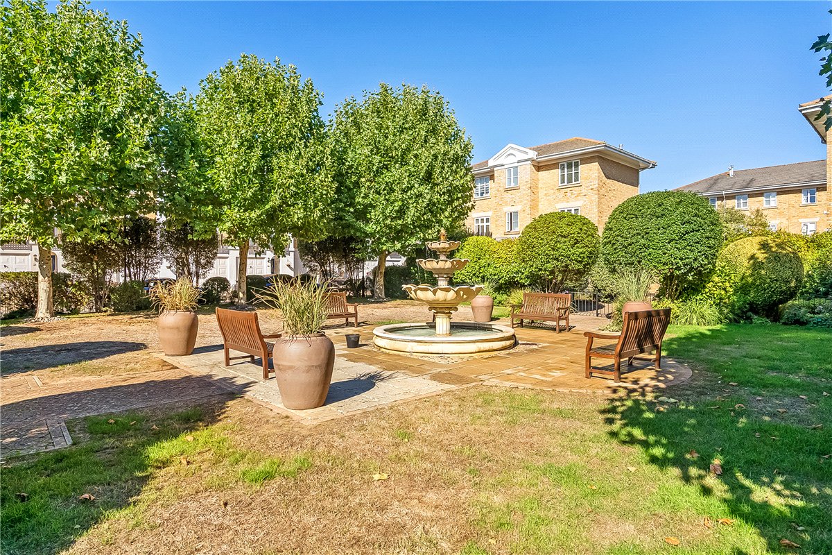 3 bedroom House, Bevin Square, London, SW17 - Available, Image 13