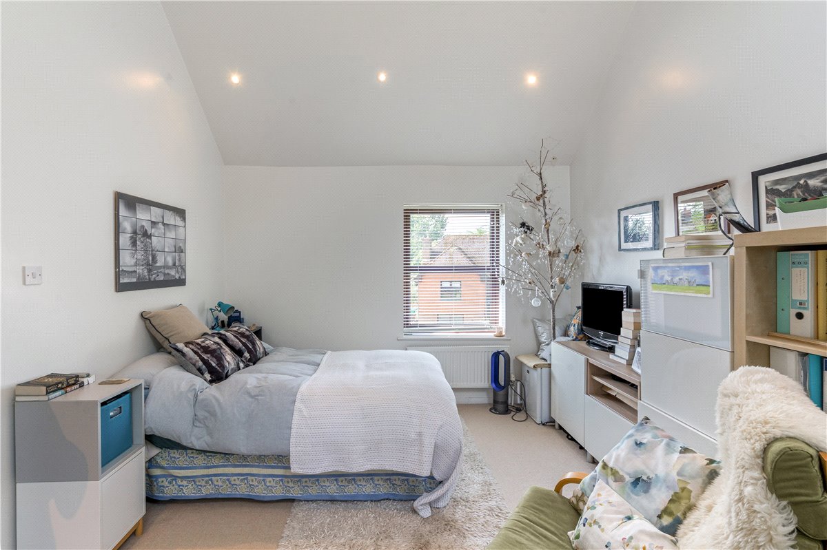 4 bedroom House, Hughes Close, Marlborough, SN8 - Available, Image 14