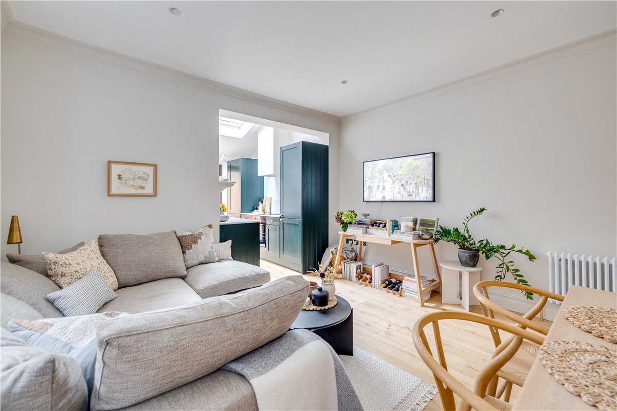 2 bedroom Flat, Astonville Street, London, SW18 - Sold, Image 11
