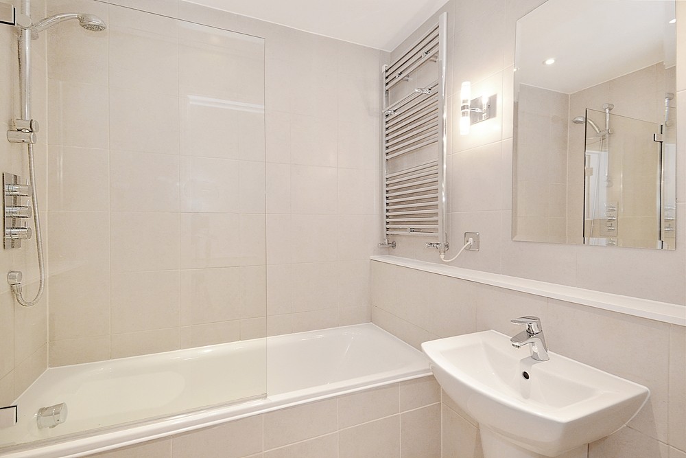 3 bedroom Flat, Great Cumberland Place, Marylebone, W1H - Available, Image 2