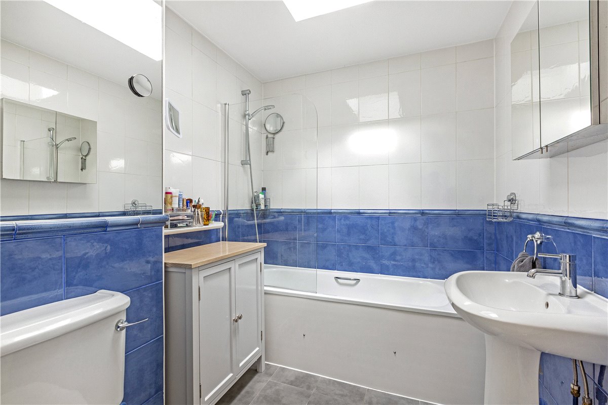 3 bedroom House, Swan Place, Barnes High Street, SW13 - , Image 8
