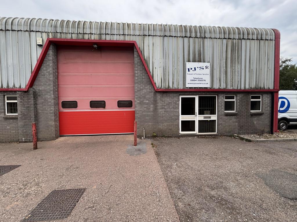 2573 Sq Ft, Lowman Way, Tiverton, EX16 - Sold STC, Image 5