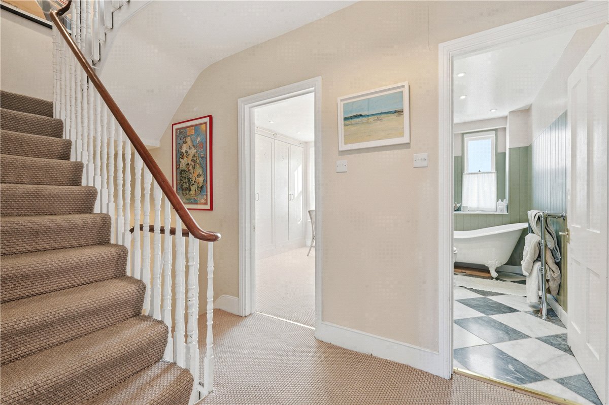 6 bedroom House, Delaford Street, London, SW6 - Available, Image 11